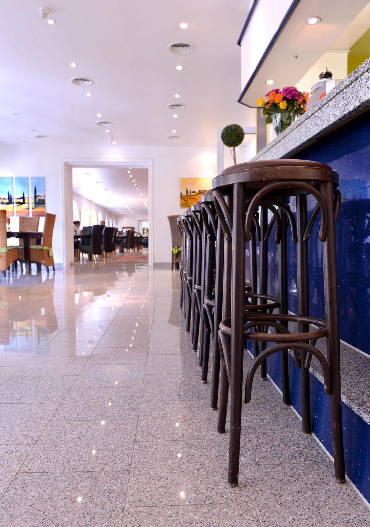 Alpha Hotel Garni Dietzenbach Eksteriør billede